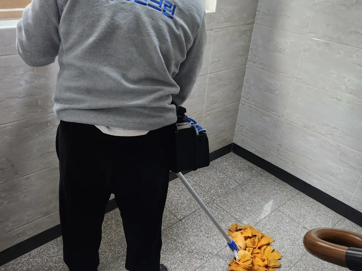 의왕시 고천동 빌라 복도·대기 동선 야간 위생청소 사례 - 행진크린