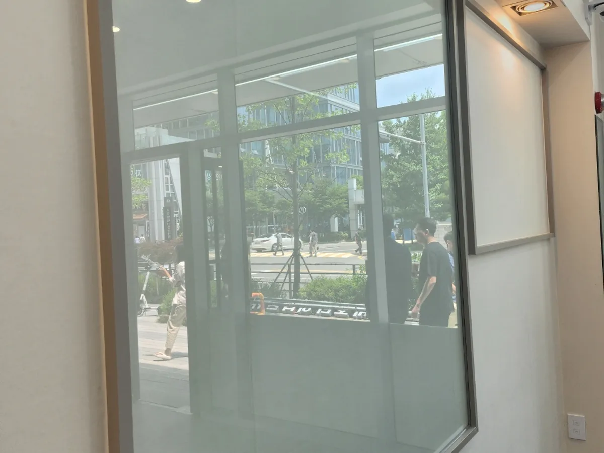 의왕시 고천동 건물 복도·대기 동선 야간 위생청소 사례 - 행진크린