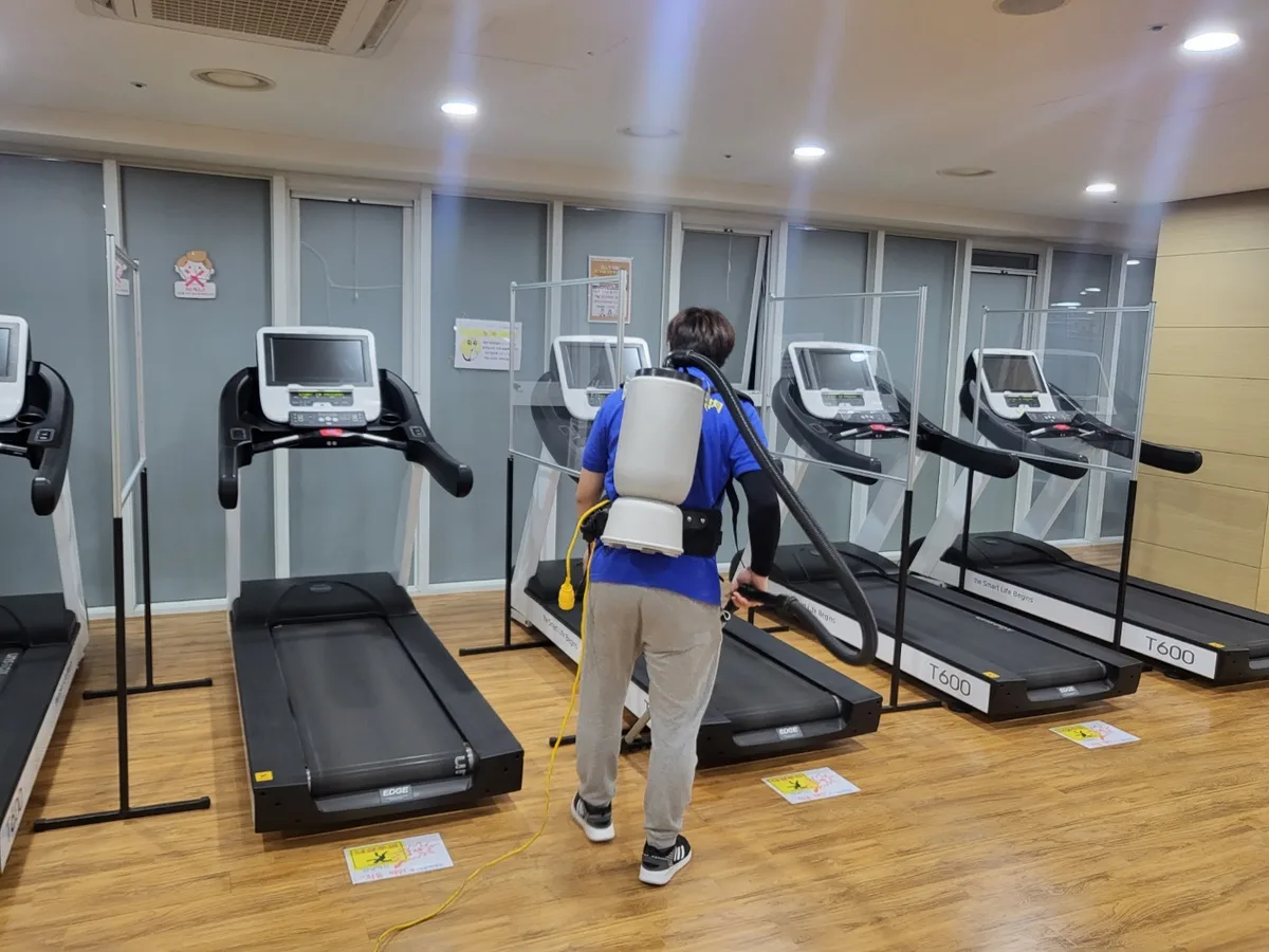 의왕시 초평동 헬스장 탕비실 직원 휴게공간 위생청소 사례 - 행진크린