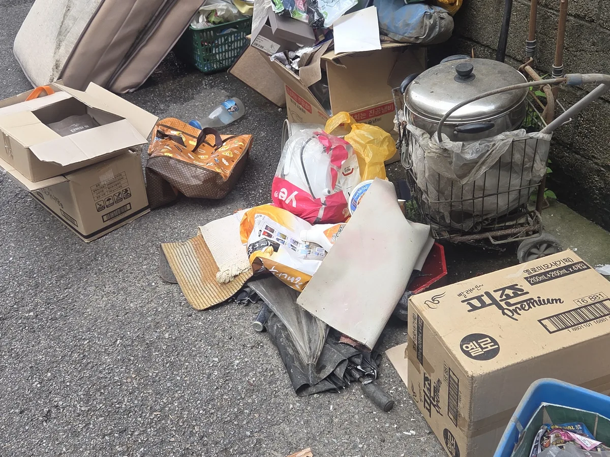 안산시 단원구 초지동 침수 현장 화장실 세면대 살균 위생청소 사례 - 행진크린